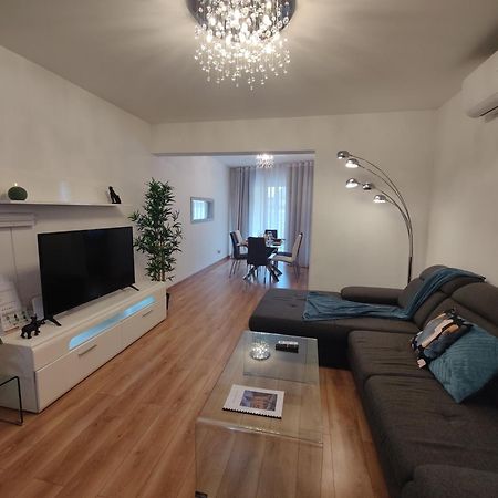 Central Modern Sliema 2 Bedroom Apartment Exterior photo